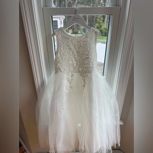 NWT flower girl dress size size 8